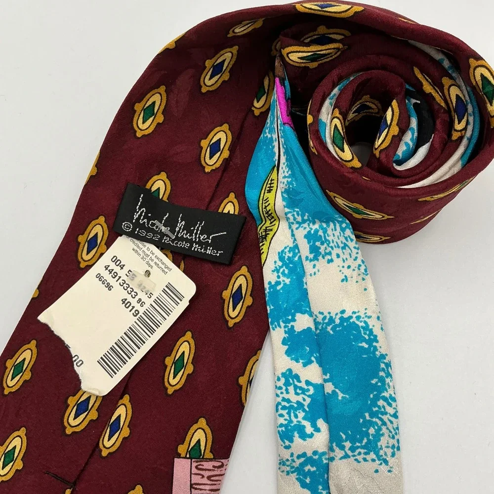 Nicole Miller Mens Burgundy Silk Tie I'd Rather Be Skiing Office Humor‎